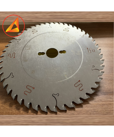 Lữoi cưa gỗ tự nhiên 250mm Freud - italia